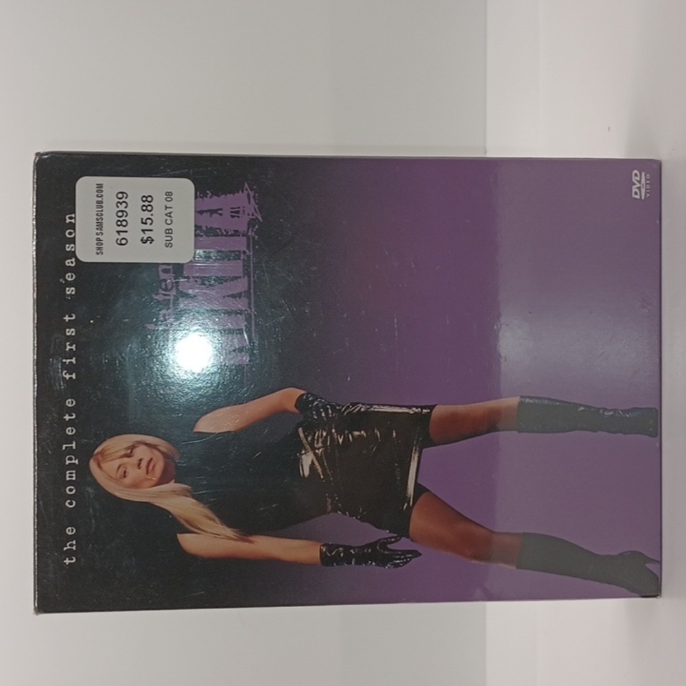 DVD La Femme Nikita Complete First Season -- NEVER USED, SEALED